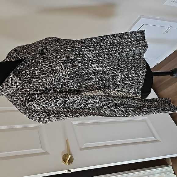 Button Down Top - Picture 4 of 16